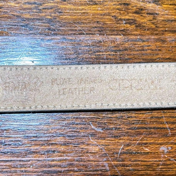 Cipriani Premium glove leather olive green belt size small - Picture 5 of 8